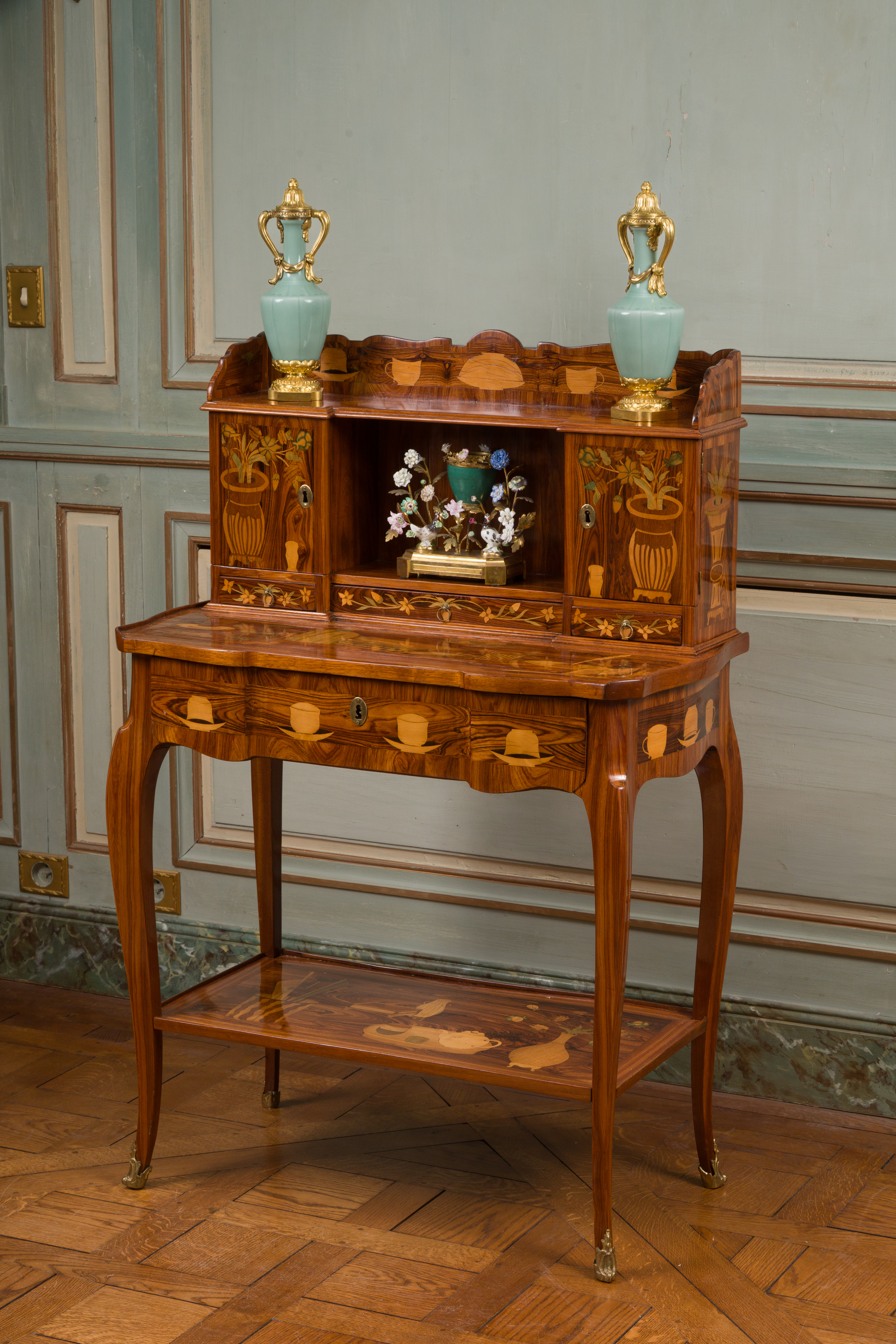 Bonheur-du-jour de milieu d’époque Transition attribué à Charles Topino