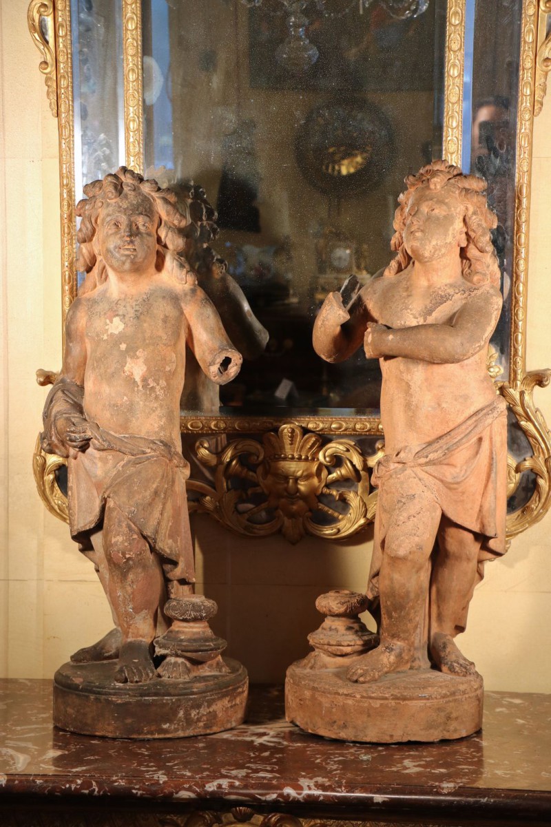 Paire de putti, terre cuite, XVIIe siècle, Florence.