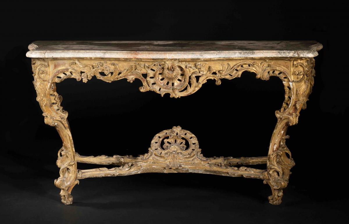 Table-console en bois sculpté et doré, époque Louis XV, Vers 1730