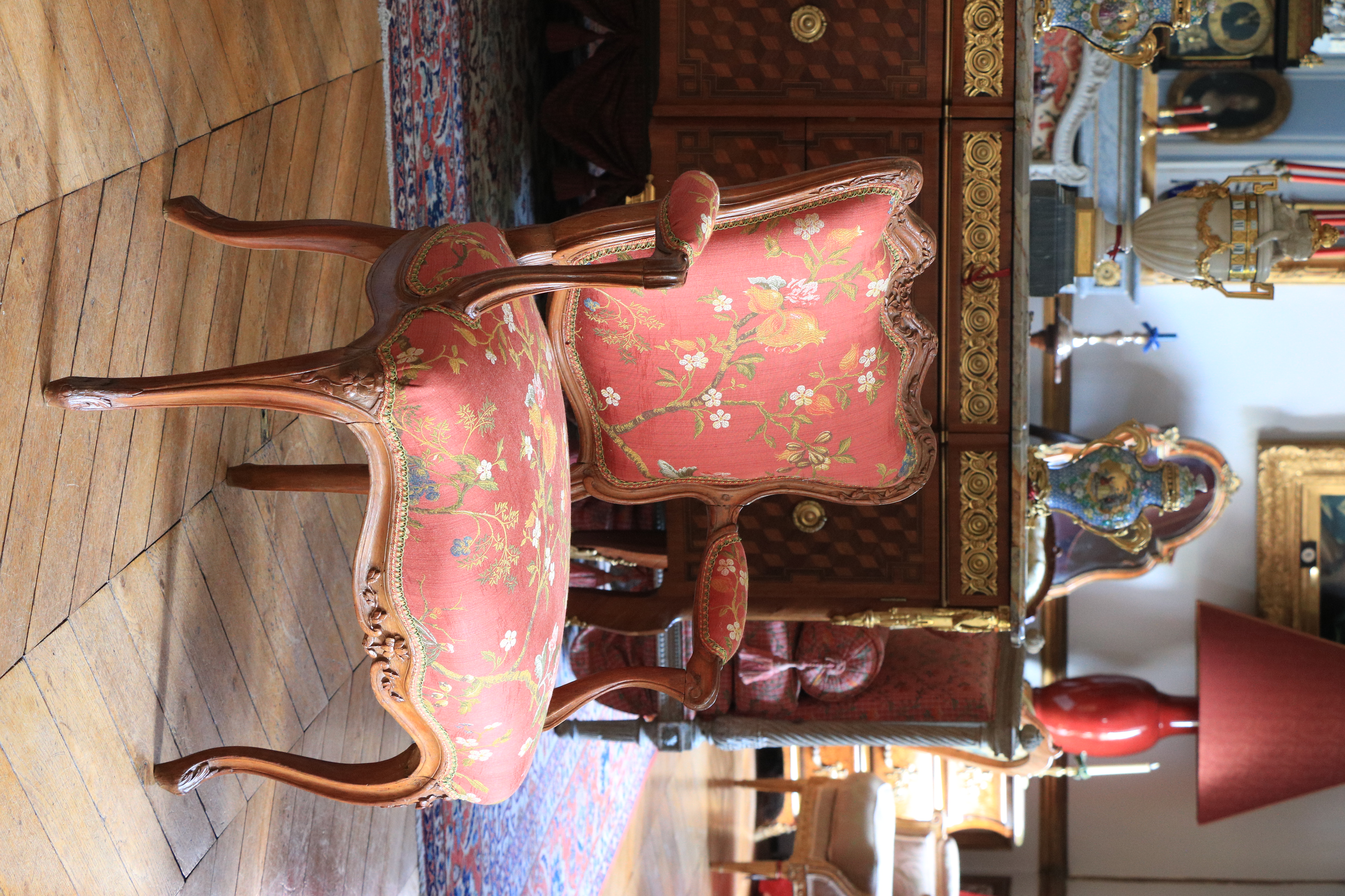Fauteuil à coiffer d'époque Louis XV, estampillé Pierre Bara.