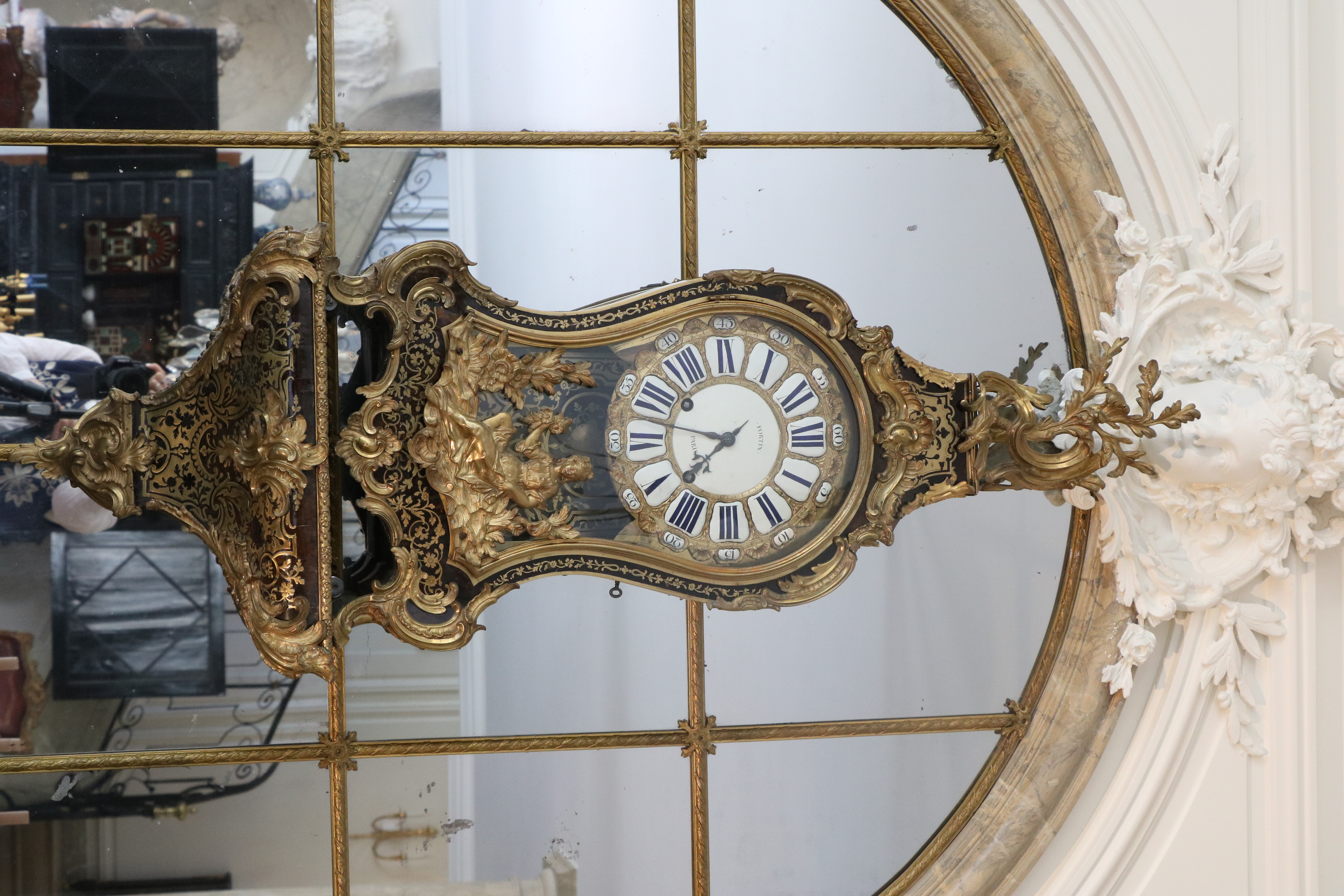 Cartel en marqueterie Boulle et sa console d’applique au C couronné